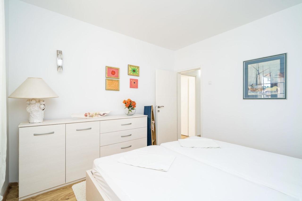 קאבטאט Villa Vista Old Town מראה חיצוני תמונה